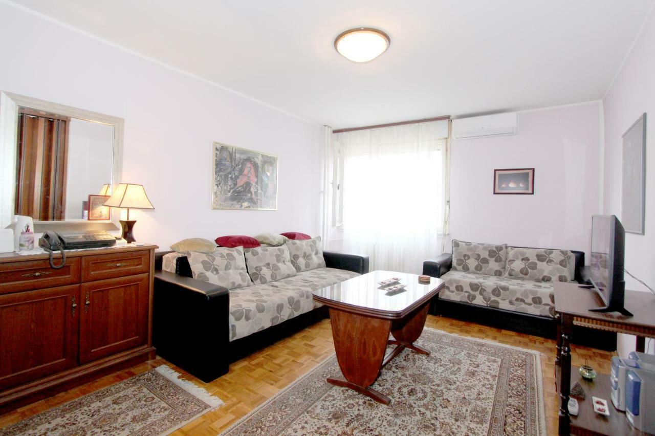 Bohemian Rhapsody Nbg Daire Belgrad Dış mekan fotoğraf
